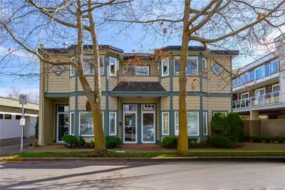 9725 Fourth St #204, Sidney BC V8L 2Y8
