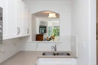 View 10
