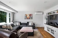 View 10