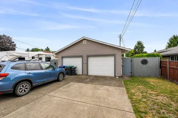 2233 6th St E, Courtenay BC V9N 7T8 - 2 bed, 2.0 bath in Courtenay