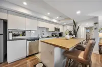 View 10