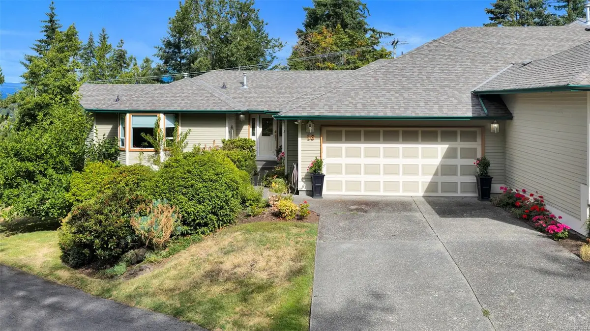 6000 St. Ann's Dr #18, Duncan BC V9L 5T1