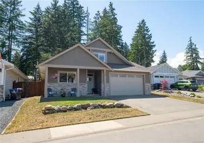 303 Arden Rd #174, Courtenay BC V9N 0A8