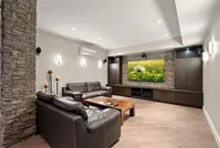 View 32