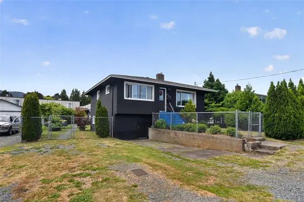 439 Stirling Ave, Nanaimo BC V9R 4C3 - 4 bed, 1.0 bath in Nanaimo