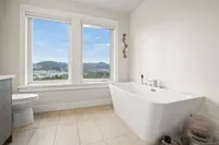 View 32