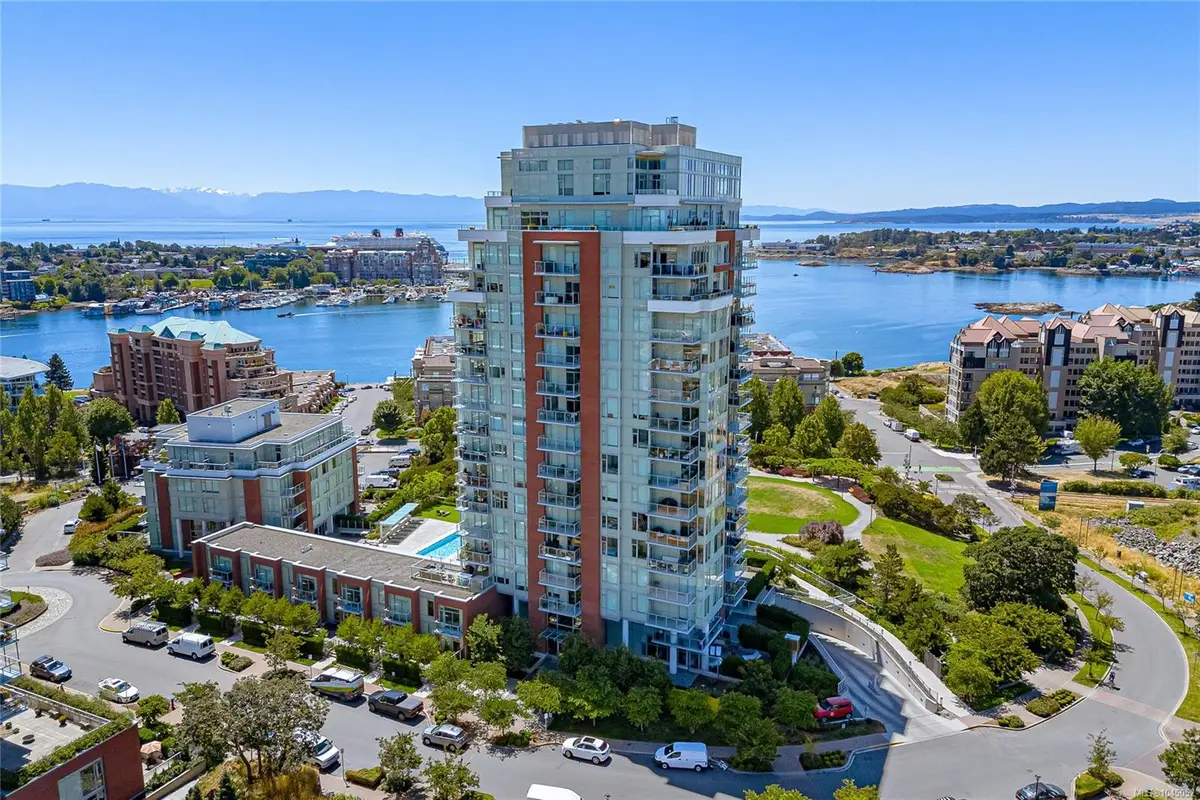 60 Saghalie Rd #606, Victoria BC V9A 0H1
