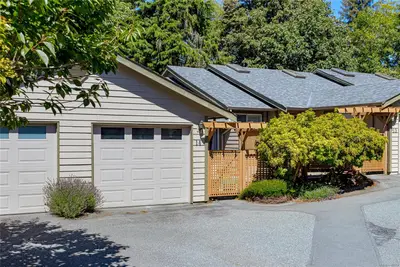 2190 Drennan St #14, Sooke BC V9Z 1J4