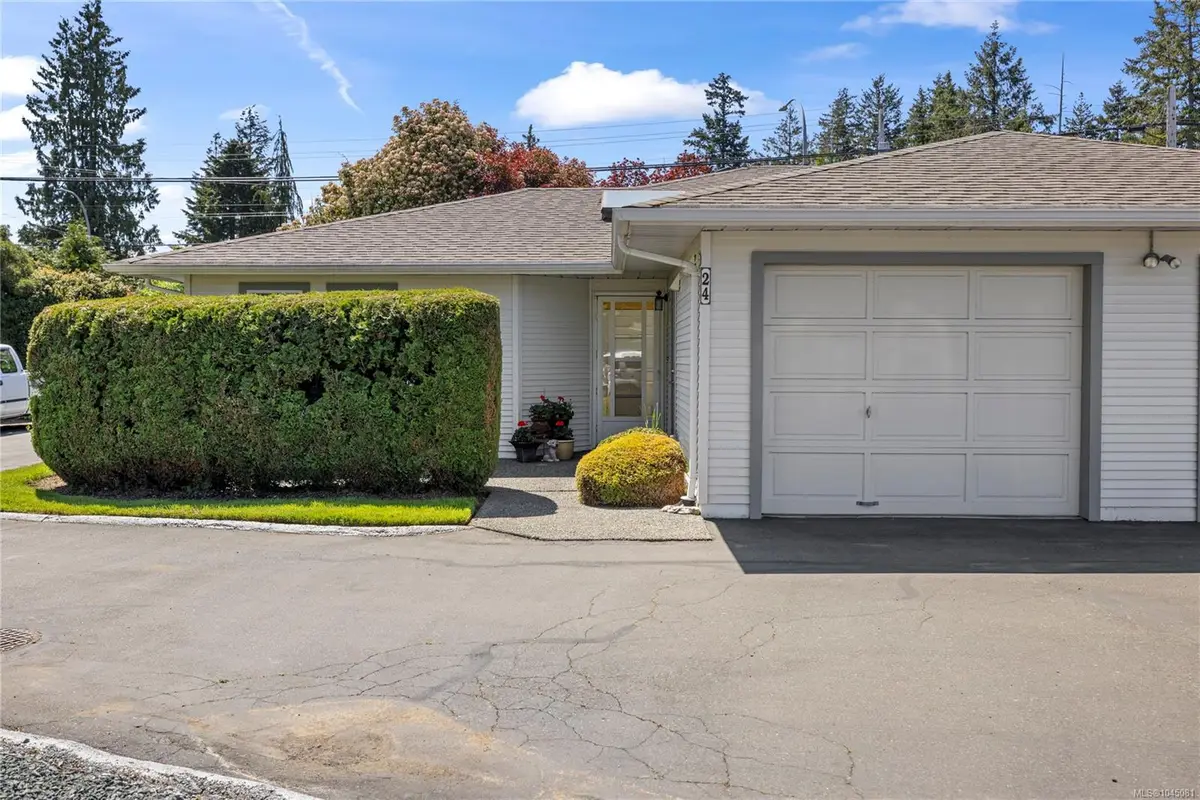 450 Bay Ave #24, Parksville BC V9P 2K2