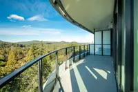 View 32