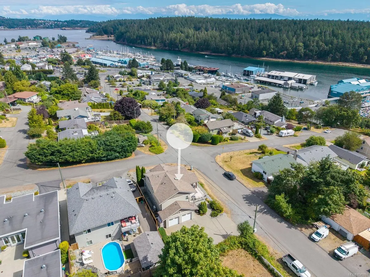 1251 Discovery Ave, Nanaimo BC V9S 4B3