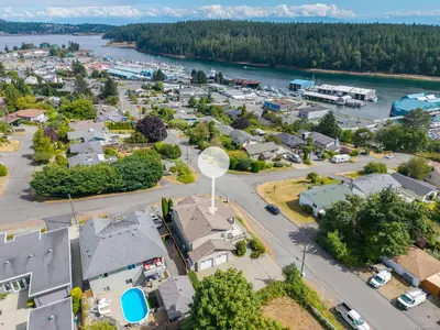 1251 Discovery Ave, Nanaimo BC V9S 4B3