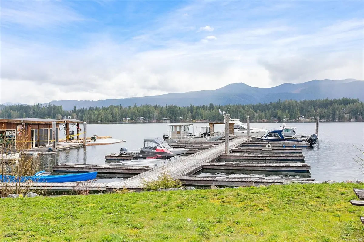 10415 Marina Vista Dr, Port Alberni BC V9Y 8Z7