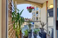 View 32
