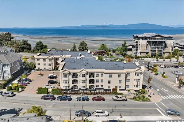 220 Island Hwy W #201, Parksville BC V9P 2P3 - 2 bed, 2.0 bath in Parksville