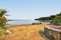 View 32