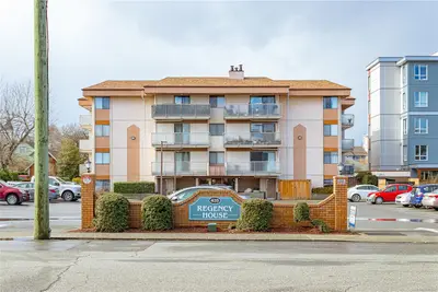 435 Festubert St #402, Duncan BC V9L 3T3