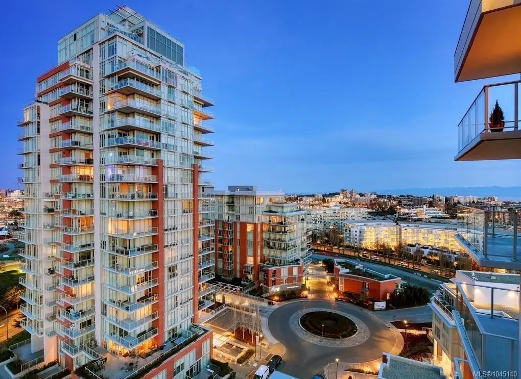 60 Saghalie Rd #1302, Victoria BC V9A 0H1