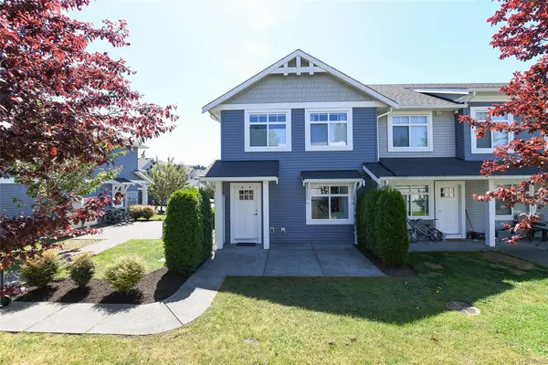 2485 Idiens Way #104, Courtenay BC V9N 9J4 - 3 bed, 3.0 bath in Courtenay