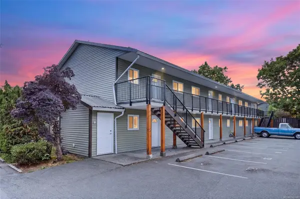 375 21st St #11, Courtenay BC V9N 2B6 - 2 bed, 1 bath property for sale in Courtenay