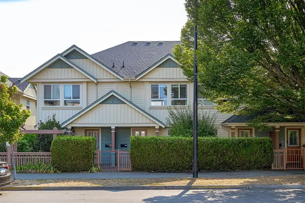1019 North Park St #3, Victoria BC V8T 5L4 - 2 bed, 2.0 bath in Victoria