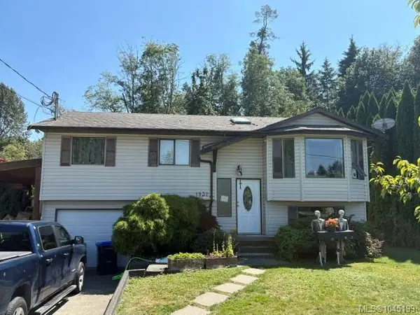 1932 Embleton Cres, Courtenay BC V9N 6N8 - 3 bed, 3.0 bath in Courtenay