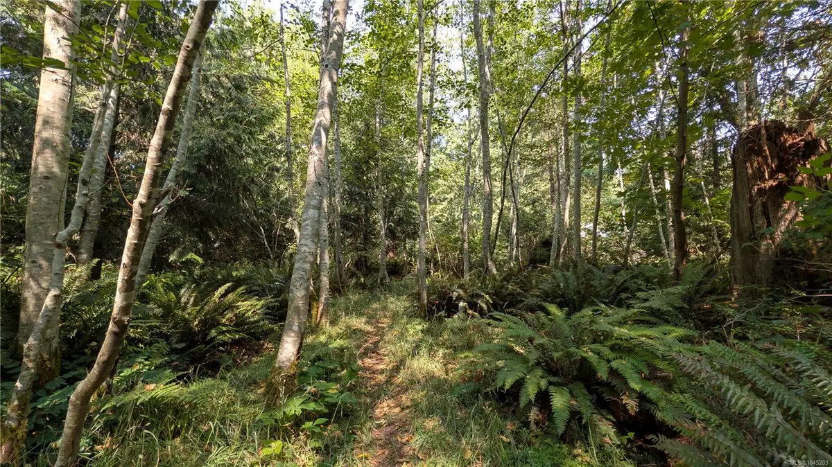 LT A North Rd, Gabriola Island BC V0R 1X3