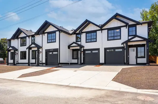 4068 Tuxedo Dr #2, Saanich BC V8X 2L3 - 3 bed, 3.0 bath in Saanich
