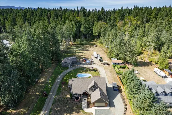 5670 Willow Rd, Port Alberni BC V9Y 8V4 - 4 bed, 3.0 bath in Port Alberni