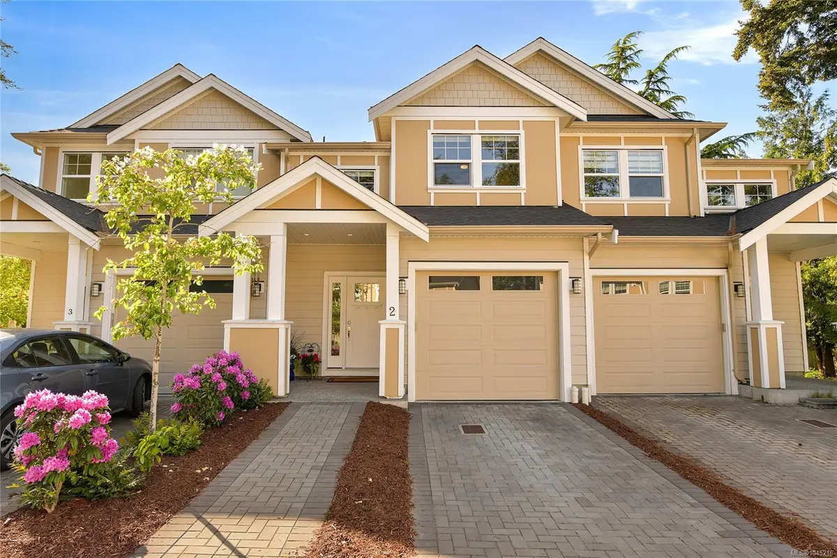 4487 WILKINSON Rd #2, Saanich BC V8Z 5C2