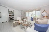 View 16
