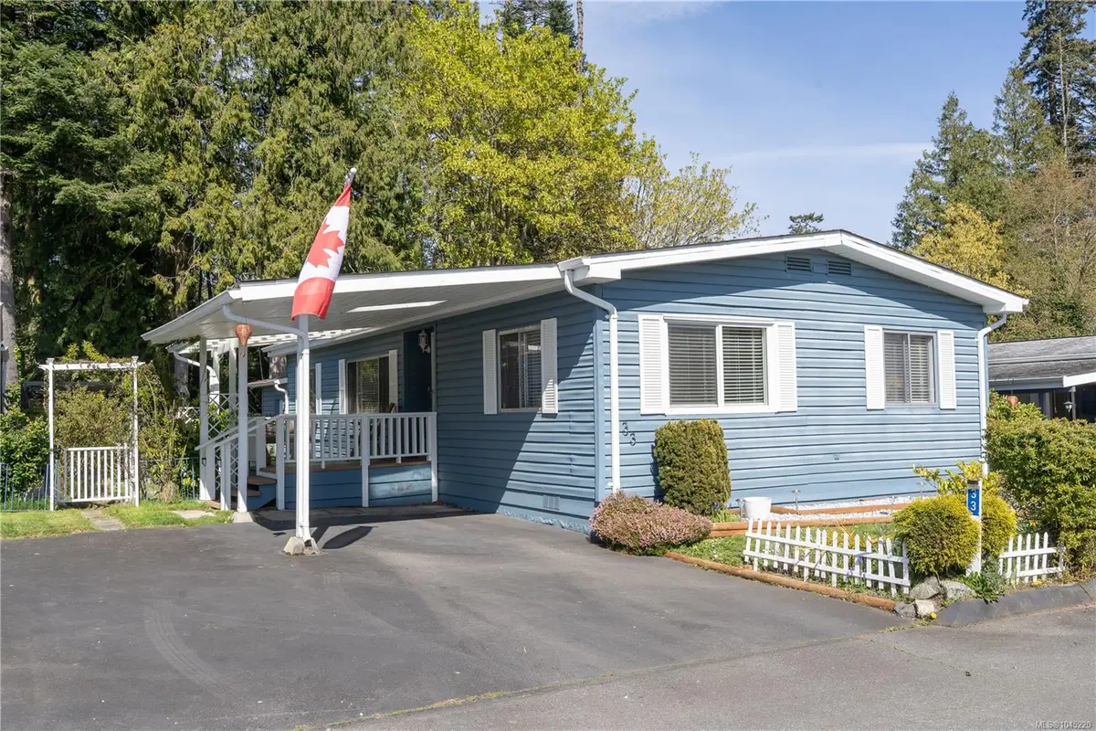 7701 Central Saanich Rd #33, Central Saanich BC V8M 1X3