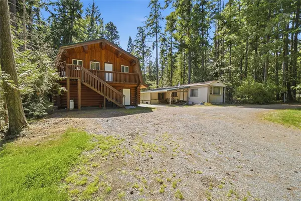 700 Fern Rd E, Qualicum Beach BC V9K 1M4 - 1 bed, 2.0 bath in Qualicum Beach