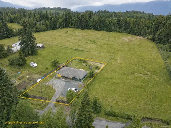 9351 Central Lake Rd, Port Alberni BC V9Y 8Z1 - 3 bed, 2.0 bath in Port Alberni