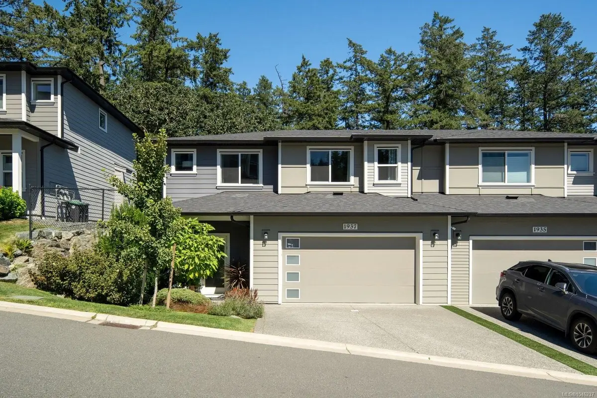 1937 West Park Lane, View Royal BC V9B 3R9