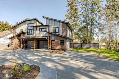 3152 Mexicana Rd, Nanaimo BC V9T 2W7