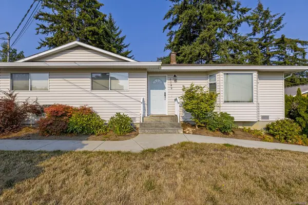 6789 Philip Rd, Lantzville BC V0R 2H0 - 2 bed, 2 bath property for sale in Lantzville