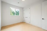 View 32