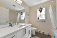 View 32