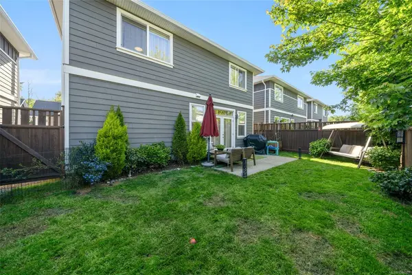 1950 John Rd #105, Sidney BC V8L 2P9 - 3 bed, 3.0 bath in Sidney