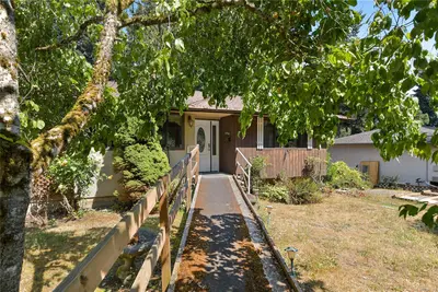 2970 Glen Lake Rd, Langford BC V9B 4B1