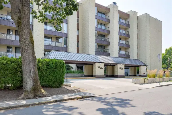 1745 Leighton Rd #505, Victoria BC V8R 6R6 - 2 bed, 2.0 bath in Victoria