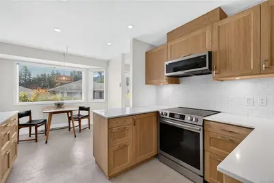 295 Lower Ganges Rd #28, Salt Spring BC V8K 1T3