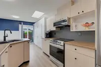 View 24