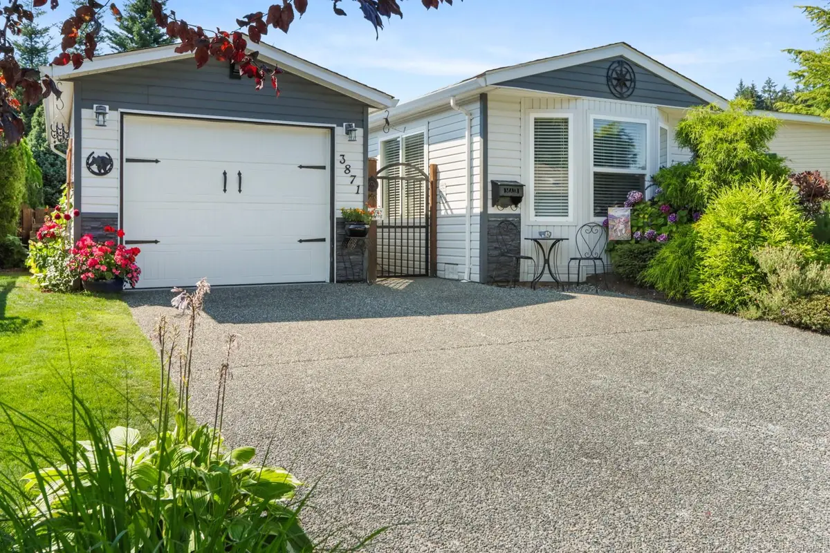 3871 King Arthur Dr, Nanaimo BC V9T 6B9