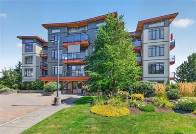 2300 Mansfield Dr #436, Courtenay BC V9N 3S3