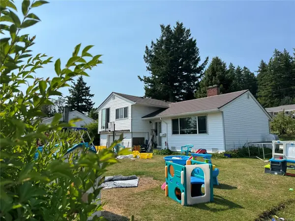 172 MCLEAN St, Campbell River BC V9W 2M3 - 3 bed, 1.0 bath in Campbell River