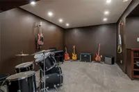View 32