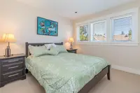 View 32
