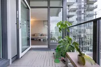 View 16